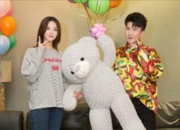 娱乐圈吃瓜背景图片高清